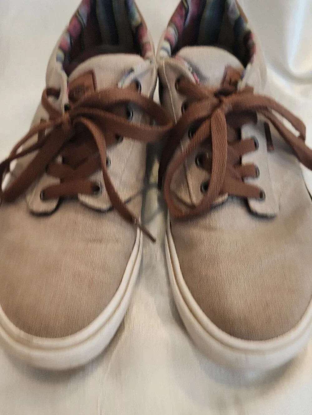 VANS Men's Beige Canvas Sneakers with Brown Laces & Striped Lining Size 10 [V1]